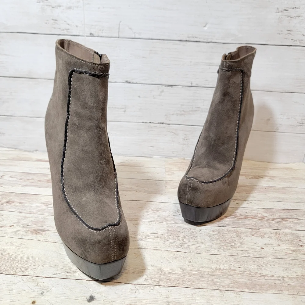 Costume National platform boots in grey suede - Picture 9 of 12